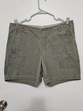 Columbia Women's Shorts Size 16